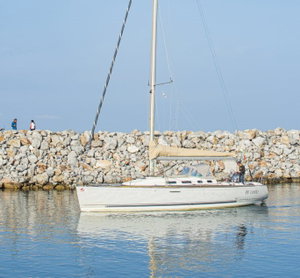 First 40.7 „Milena“ – fotka 1