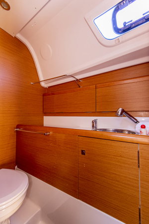 Sun Odyssey 33i „Ribellina“ – fotka 5