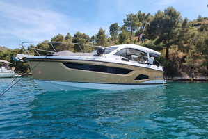 Sealine C390 „Tireless“ – fotka 1