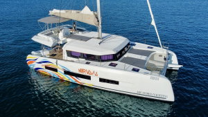 Dufour 48 Catamaran „Nirvana“ – fotka 1