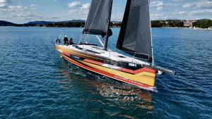 Elan E6 „Iron Man“ – fotka 1