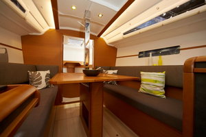 Sun Odyssey 349 „Estrella“ – fotka 3