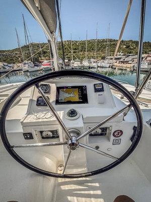 Lagoon 450 F „Red Twin“ – fotka 9