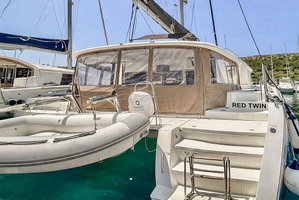 Lagoon 450 F „Red Twin“ – fotka 1