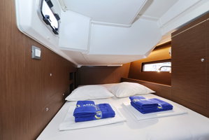 Oceanis 46.1 „Zeppelin“ – fotka 30