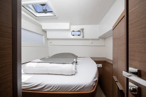 Lagoon 40 „Yolo“ – fotka 20