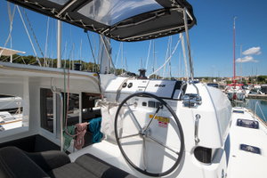 Lagoon 40 „Yolo“ – fotka 4