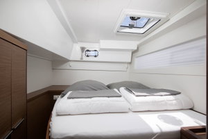 Lagoon 40 „Yolo“ – fotka 17