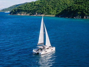 Lagoon 40 „Cloudwalker“ – fotka 2