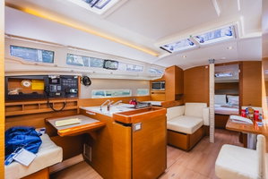 Sun Odyssey 410 „Tola Sunrise“ – fotka 13