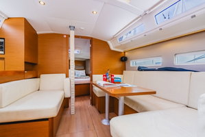 Sun Odyssey 410 „Tola Sunrise“ – fotka 14
