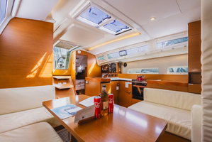 Sun Odyssey 410 „Tola Sunrise“ – fotka 15