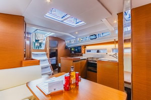 Sun Odyssey 440 „Rhythm & Blues“ – fotka 13