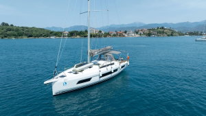 Dufour 44 „Alfasyr“ – fotka 2