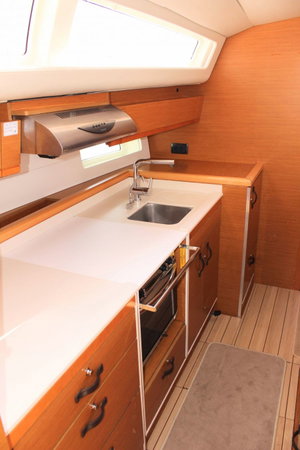 Jeanneau 54 „Blue Angel“ – fotka 11