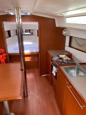 Oceanis 38.1 „Bordeaux“ – fotka 11