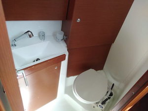 Oceanis 38.1 „Bordeaux“ – fotka 5