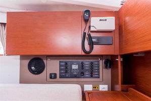 Oceanis 35.1 „Bela“ – fotka 11