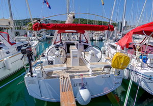Oceanis 35.1 „Lampuga“ – fotka 7