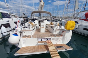 Oceanis 37.1 „Breeze“ – fotka 2