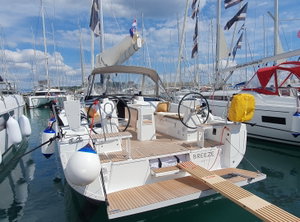 Oceanis 37.1 „Breeze“ – fotka 1
