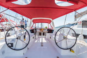 Oceanis 38 „Rusalka“ – fotka 2