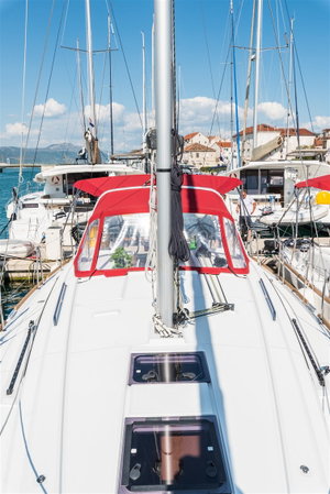 Oceanis 38 „Rusalka“ – fotka 12