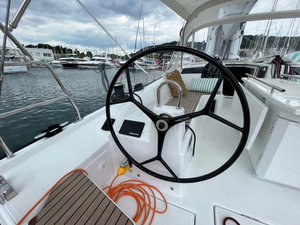 Oceanis 40.1 „Cosmic Dancer“ – fotka 10