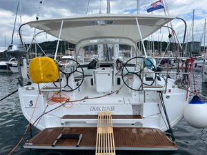 Oceanis 40.1 „Cosmic Dancer“ – fotka 8