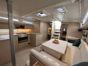 Oceanis 40.1 „Cosmic Dancer“ – fotka 11