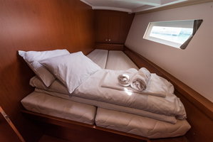Oceanis 45 „Mobula One“ – fotka 22