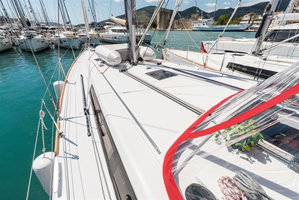 Oceanis 45 „Mobula One“ – fotka 30