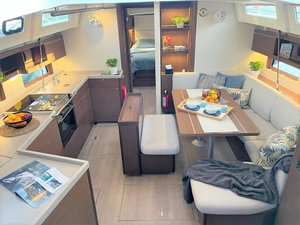 Oceanis 46.1 „Nauti Buoy“ – fotka 3