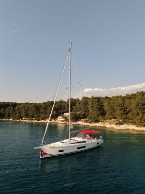 Oceanis 46.1 „Bumblebee“ – fotka 25