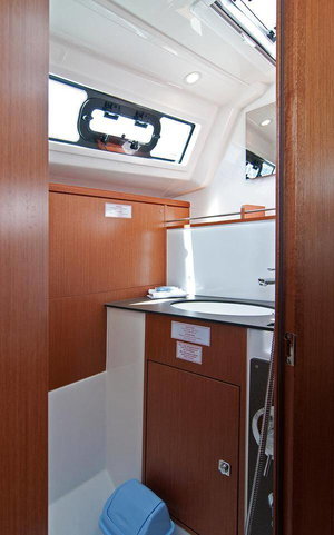 Bavaria Cruiser 37 „Adria Nina“ – fotka 8