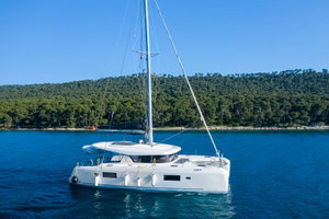 Lagoon 42 „Olyntha“ – fotka 1