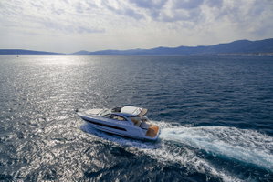 Leader 36 „Chromia“ – fotka 1