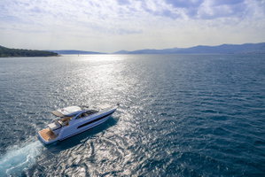Leader 36 „Chromia“ – fotka 2