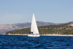 Oceanis 38 „Arsen“ – fotka 2