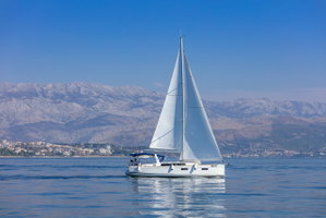 Oceanis 38.1 „Anima Maris II“ – fotka 1
