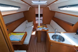 Sun Odyssey 33i