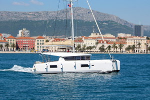 Lagoon 42 „Poppy“ – fotka 7