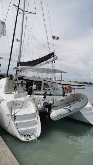 Lagoon 380 „Lanme“ – fotka 1