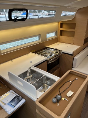 Sun Odyssey 410 „Naoussa“ – fotka 11