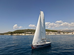 Oceanis 34.1 „Rookie“ – fotka 21