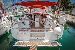 Oceanis 35 „Dalmar“ – fotka 1