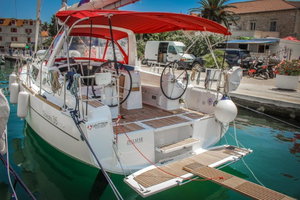 Oceanis 35 „Dalmar“ – fotka 2