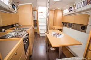 Oceanis 35 „Gaston“ – fotka 6