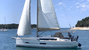 Dufour 382 „Lotta“ – fotka 8