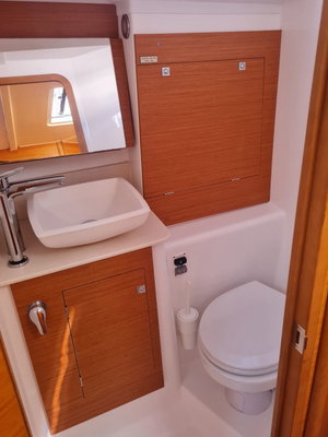 Dufour 390 „Elena“ – fotka 15
